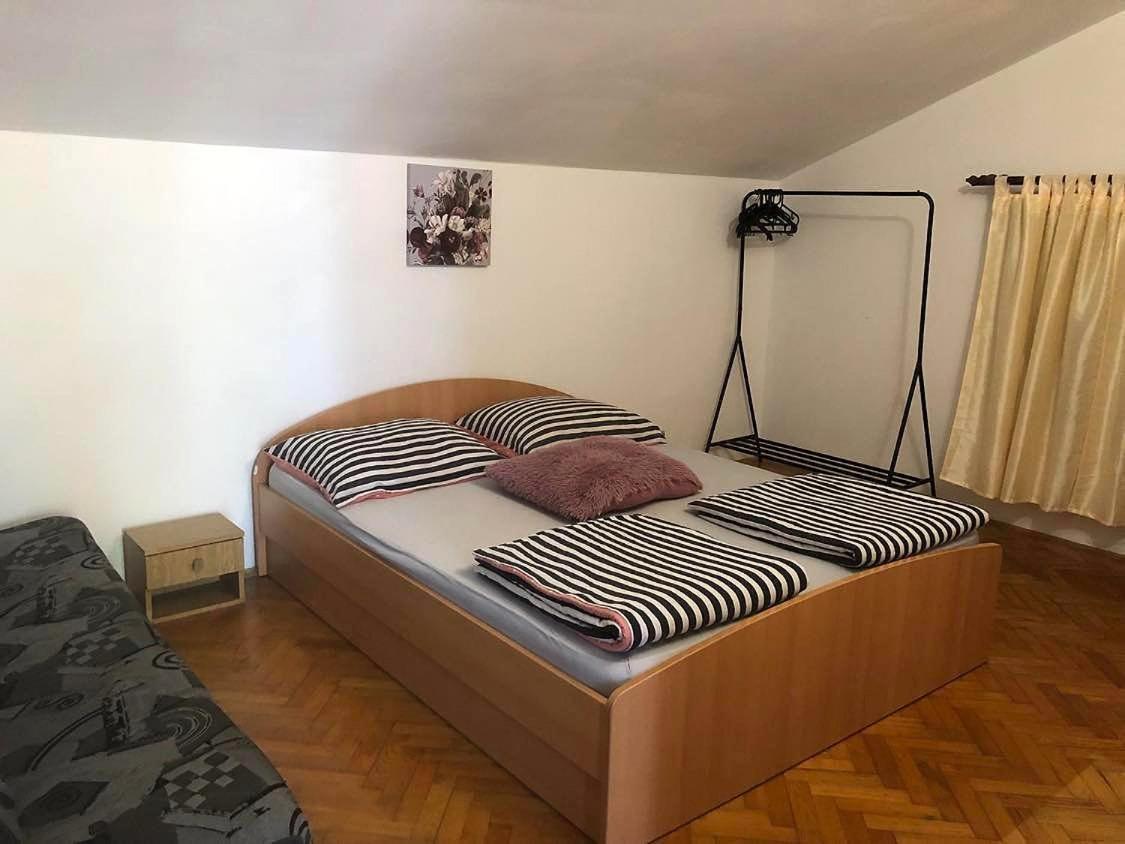 Danyja Apartments Sveti Filip i Jakov Luaran gambar
