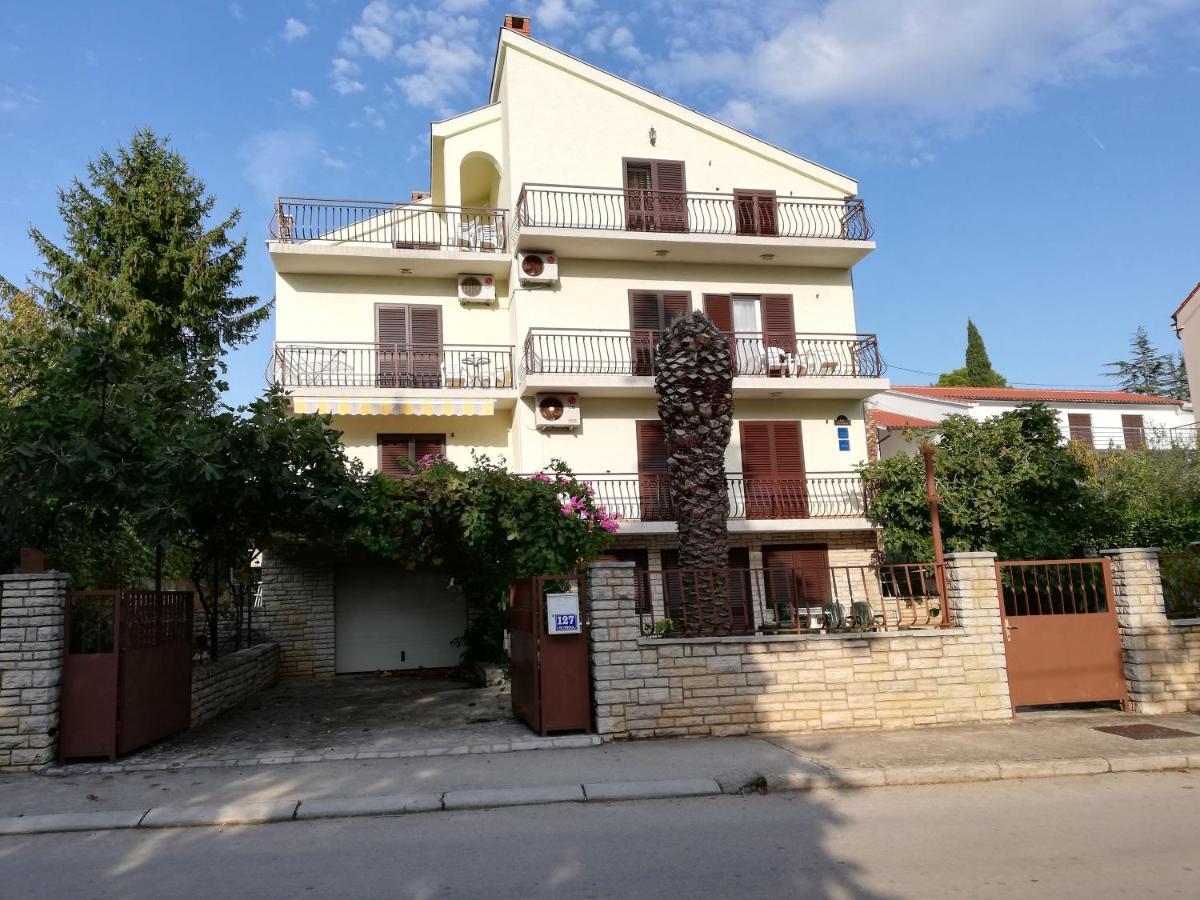 Danyja Apartments Sveti Filip i Jakov Luaran gambar