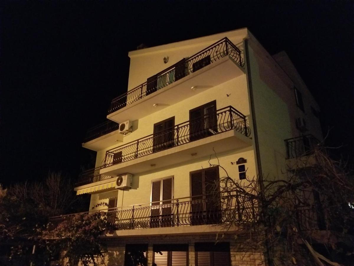 Danyja Apartments Sveti Filip i Jakov Luaran gambar