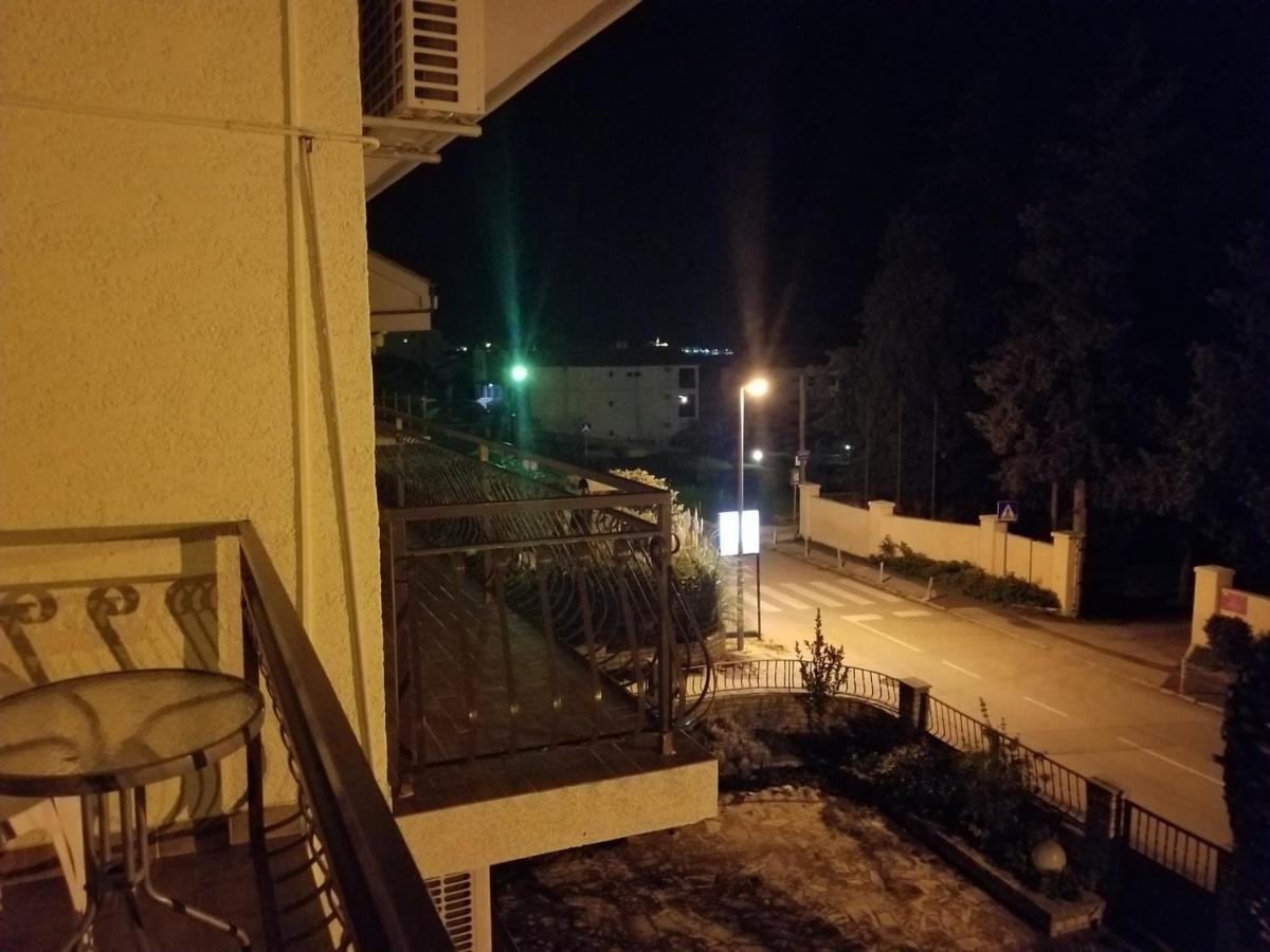Danyja Apartments Sveti Filip i Jakov Luaran gambar